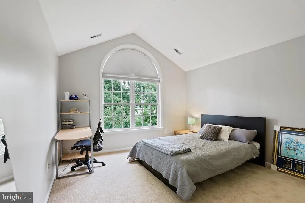 Photo of 45932 PULLMAN COURT