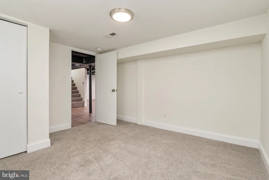 Photo of 5 HAMPTON ROAD