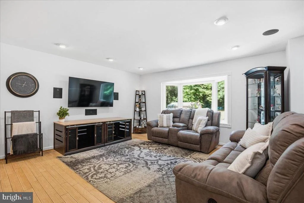 Photo of 1610 AVERY ROAD