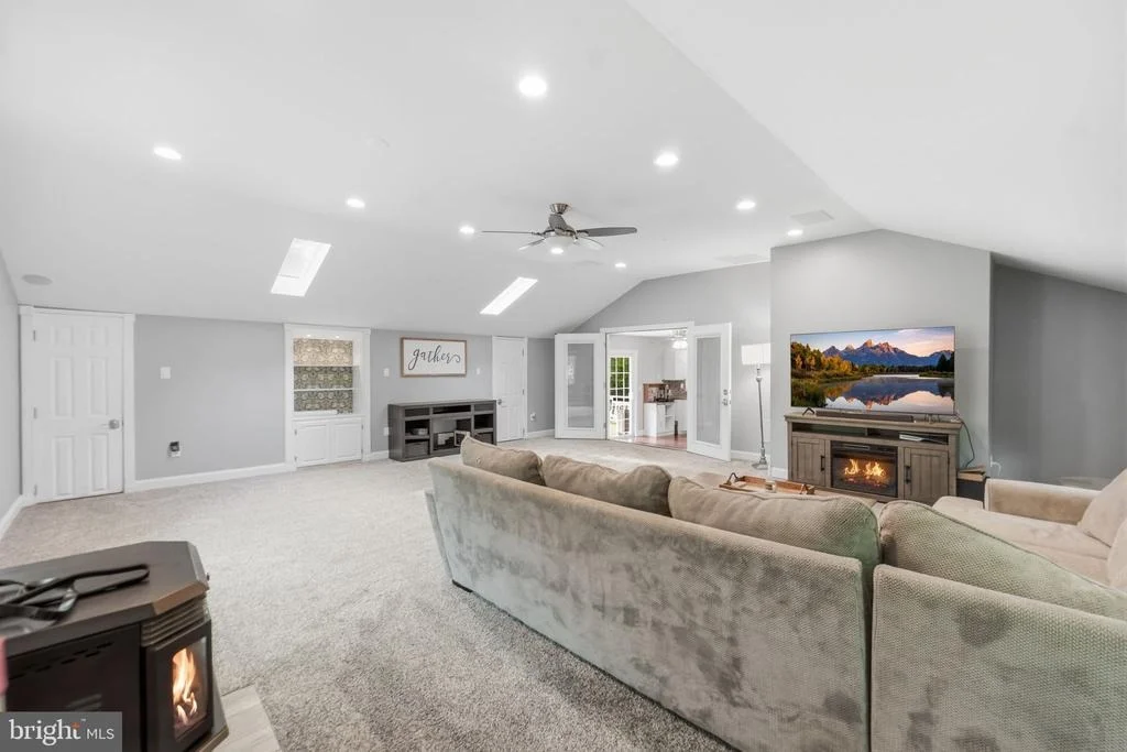 Photo of 2110 HALLMARK DRIVE