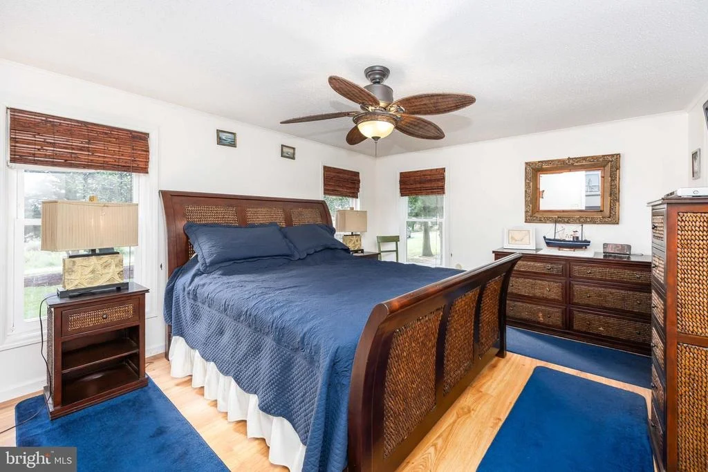 Photo of 7940 RIVERVIEW ROAD