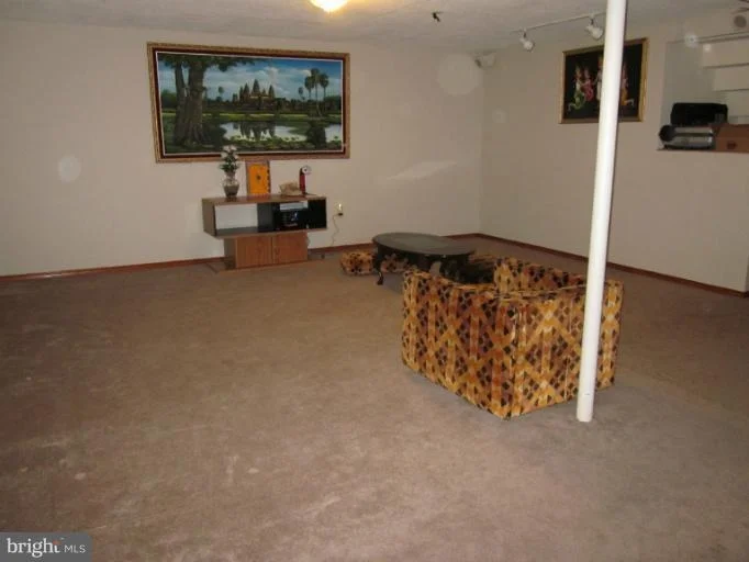 Photo of 8309 MOUNTAIN LAUREL LANE