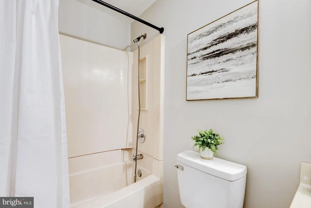 Photo of 32 LANFORD ROAD
