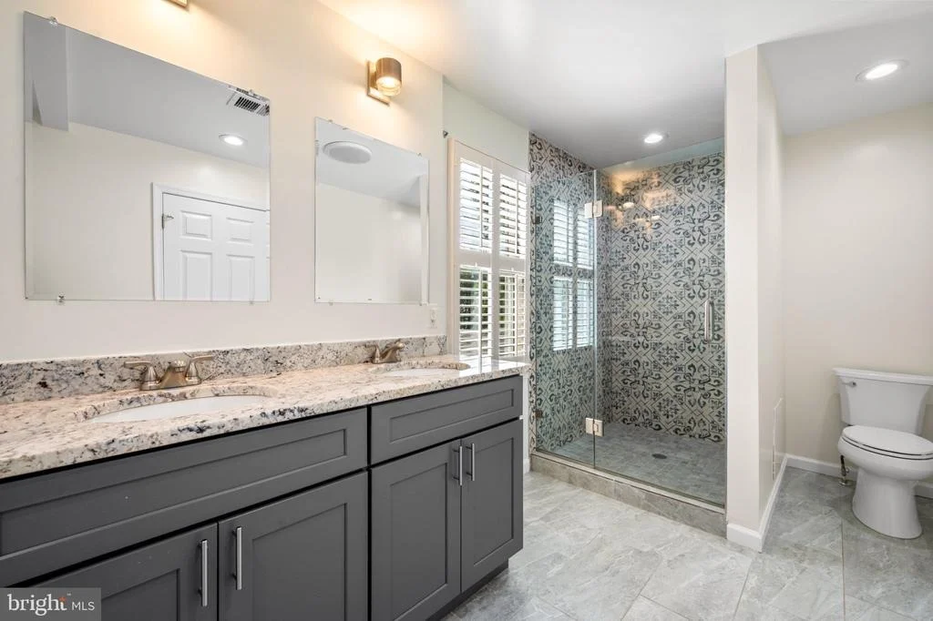 Photo of 406 LEIGHTON AVENUE