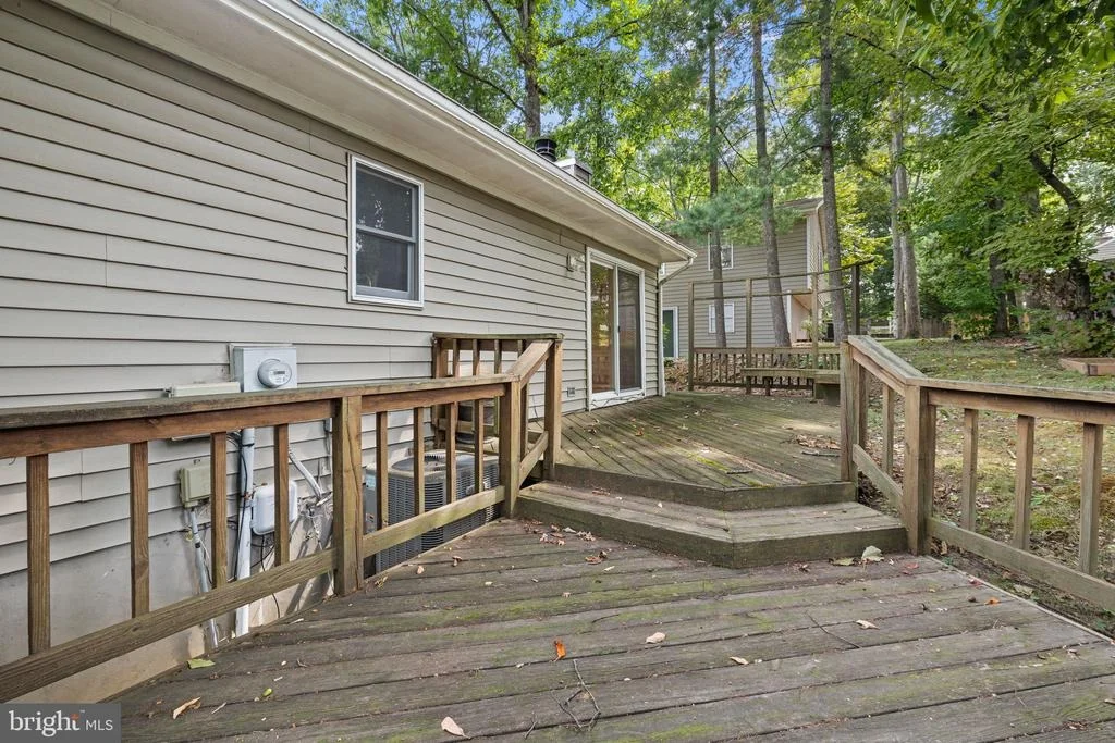 Photo of 15922 EDGEWOOD DRIVE