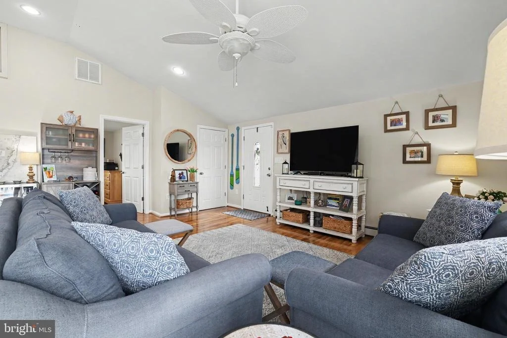 Photo of 345 KINGFISHER ROAD