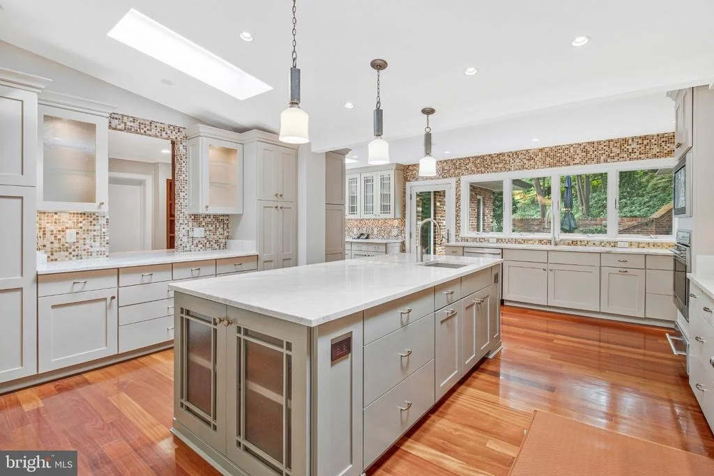 Photo of 1753 ARMY NAVY DRIVE