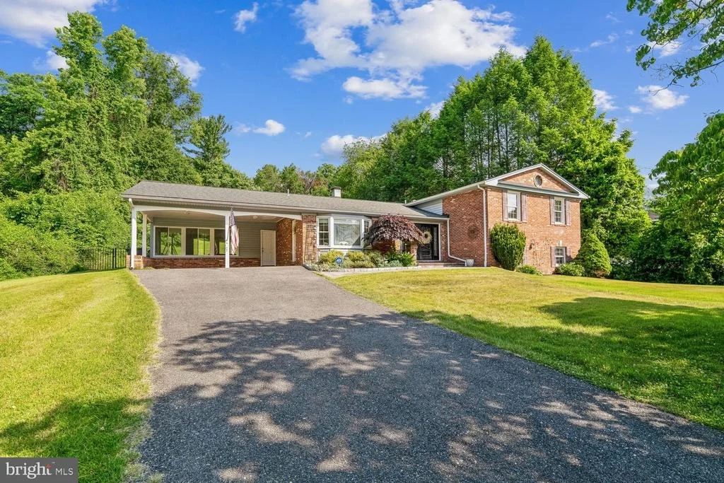 Photo of 13818 OVERTON LANE