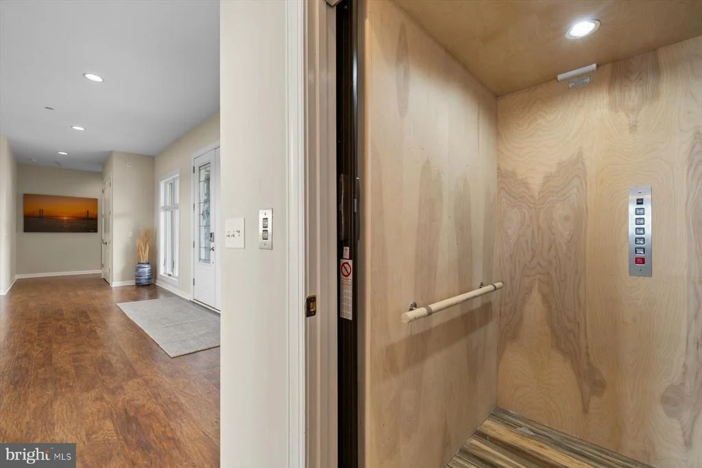 Photo of 35 INLET VIEW COURT