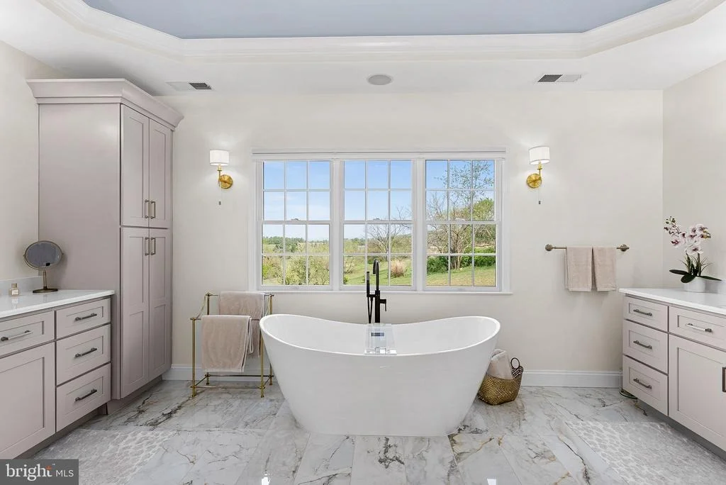 Photo of 15064 BARLOW DRIVE