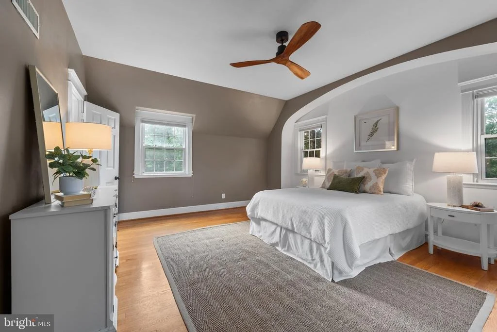 Photo of 1111 ARGONNE DRIVE