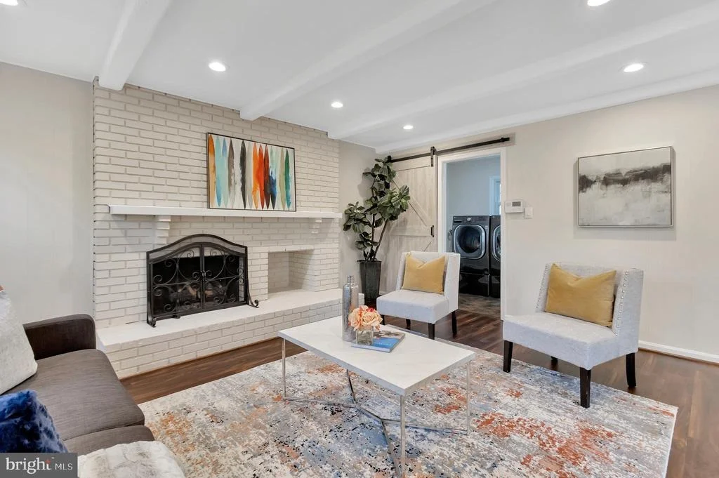 Photo of 13832 BEACON HOLLOW