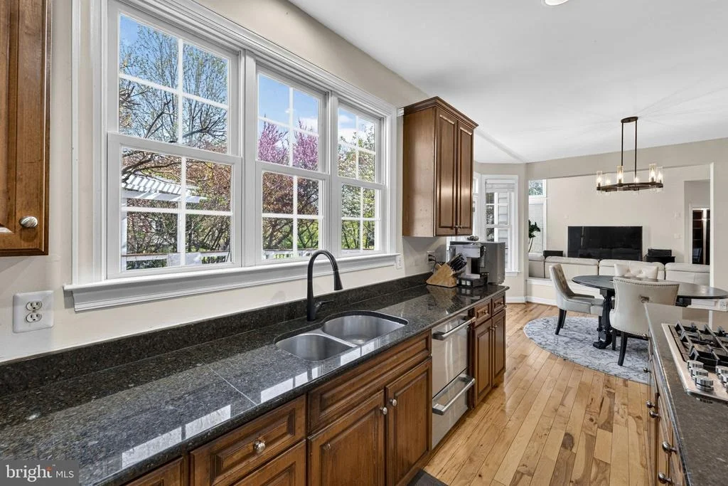 Photo of 42758 GLENSIDE DRIVE