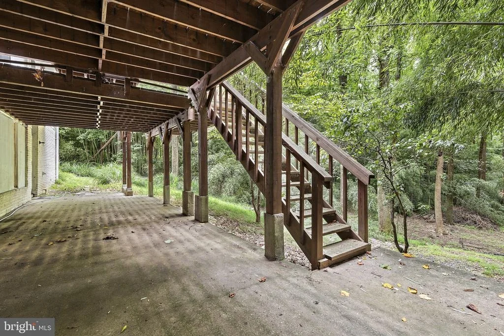 Photo of 3005 SYCAMORE COURT