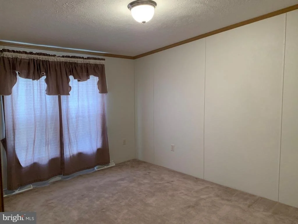 Photo of 11919 HEATHER DRIVE