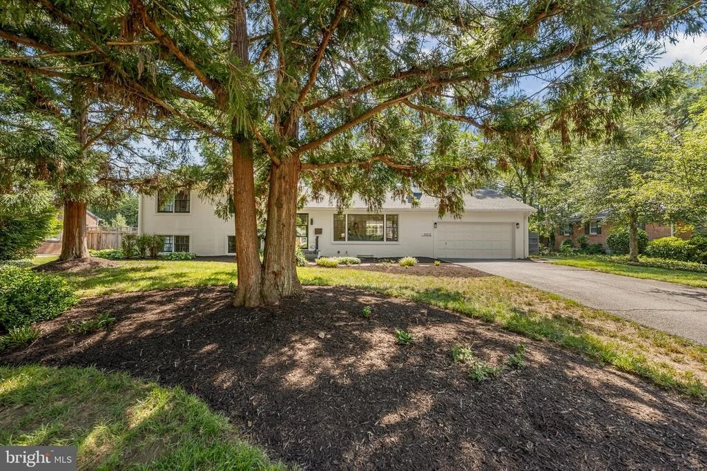 Photo of 9013 BEATTY DRIVE