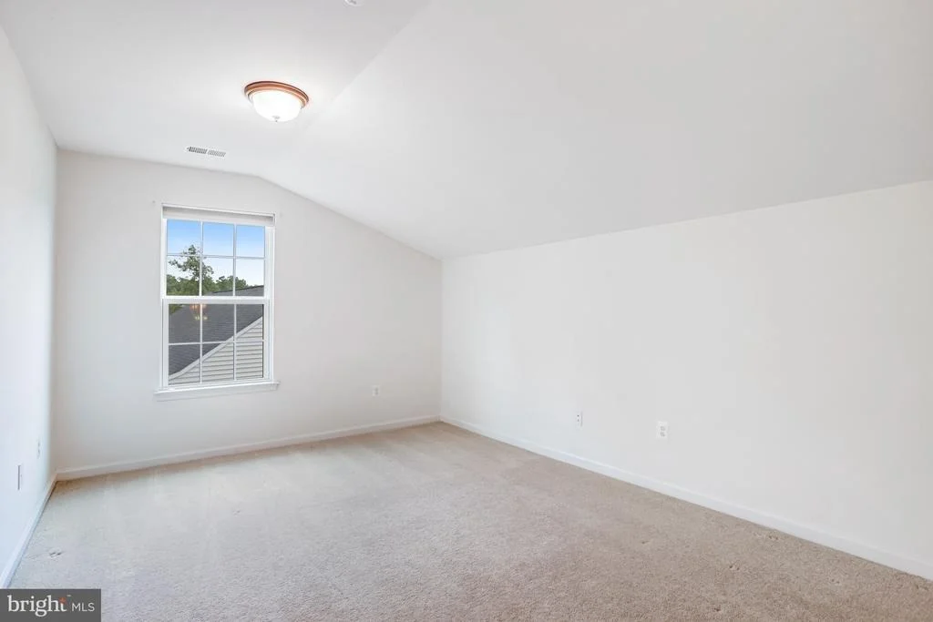 Photo of 26798 BARNSLEY PLACE