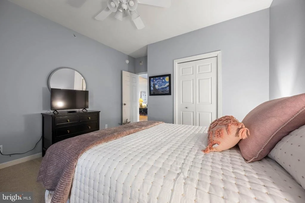 Photo of Unit 4303 at 20007 SANDY BOTTOM CIRCLE