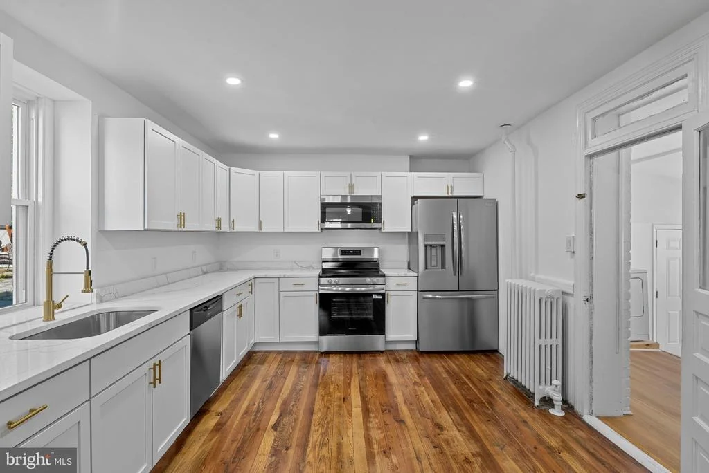 Photo of 6822 BUCKINGHAM LANE