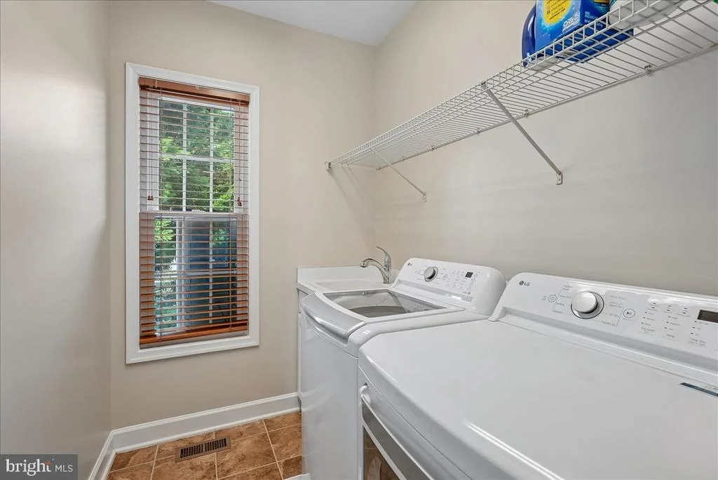 Photo of 41305 WINDYBUSH DRIVE