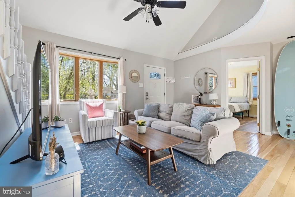 Photo of 171 FAIRFAX DRIVE