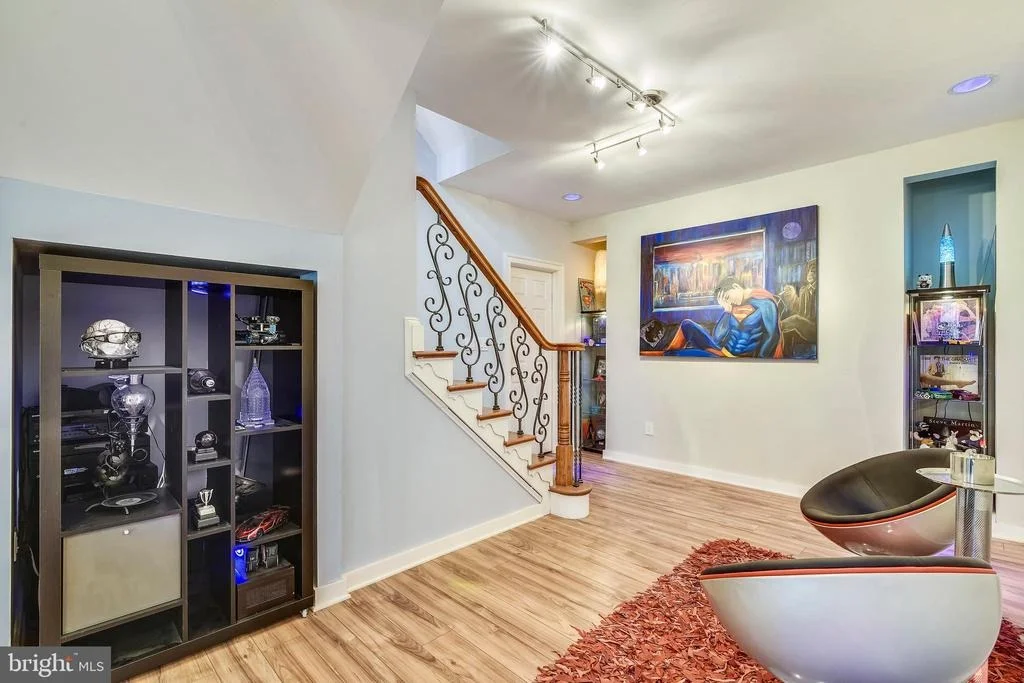 Photo of 2091 HUNTERS CREST WAY