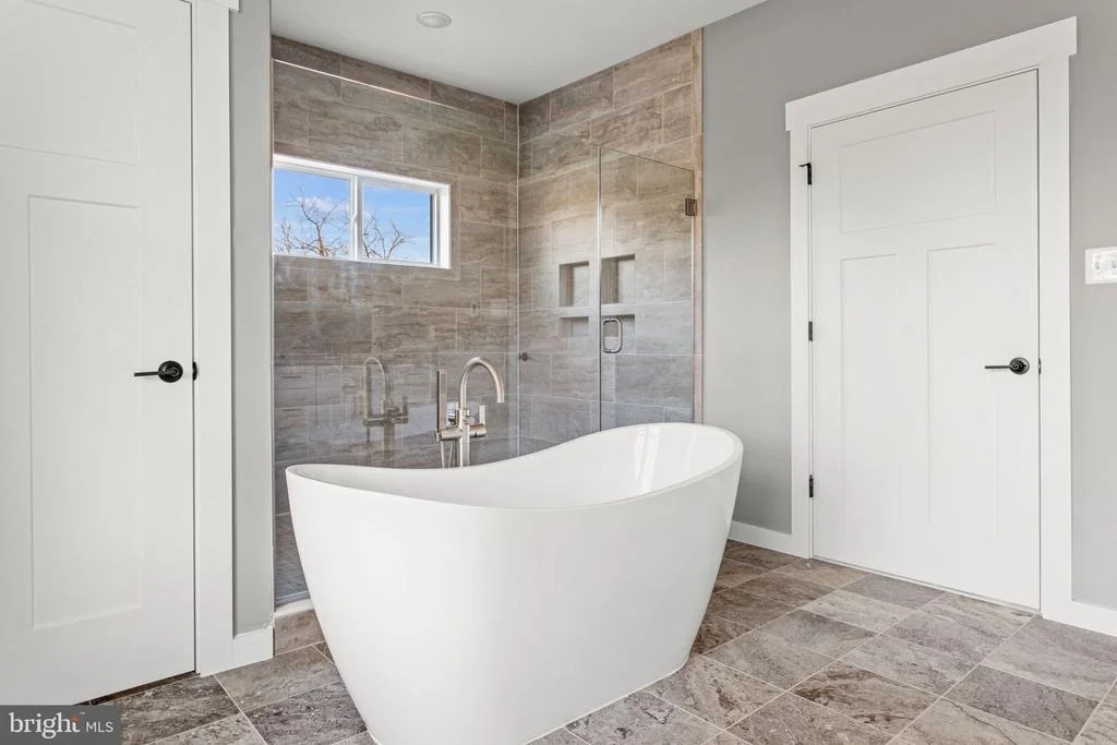 Photo of 7172 MEADOWBROOKE DRIVE