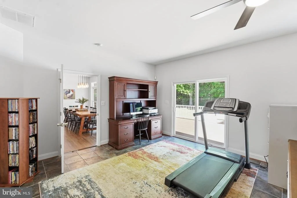 Photo of 925 CARSON ROAD