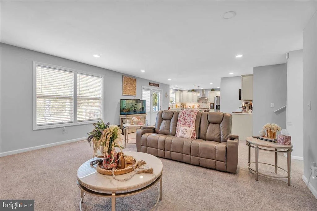 Photo of 546 JACKSON ROAD