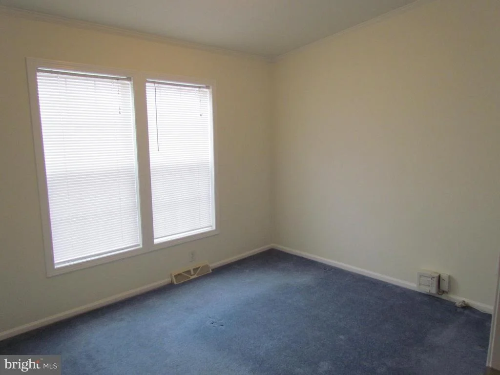 Photo of 402 MOORE PLACE