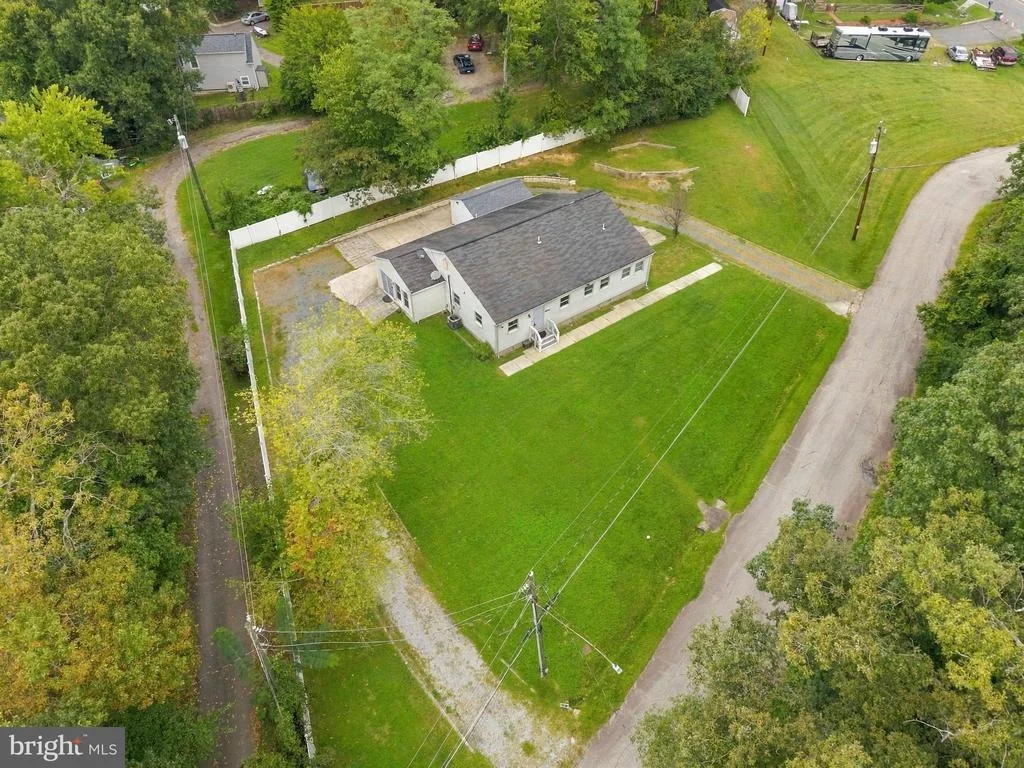 Photo of 8200 LEGION DRIVE