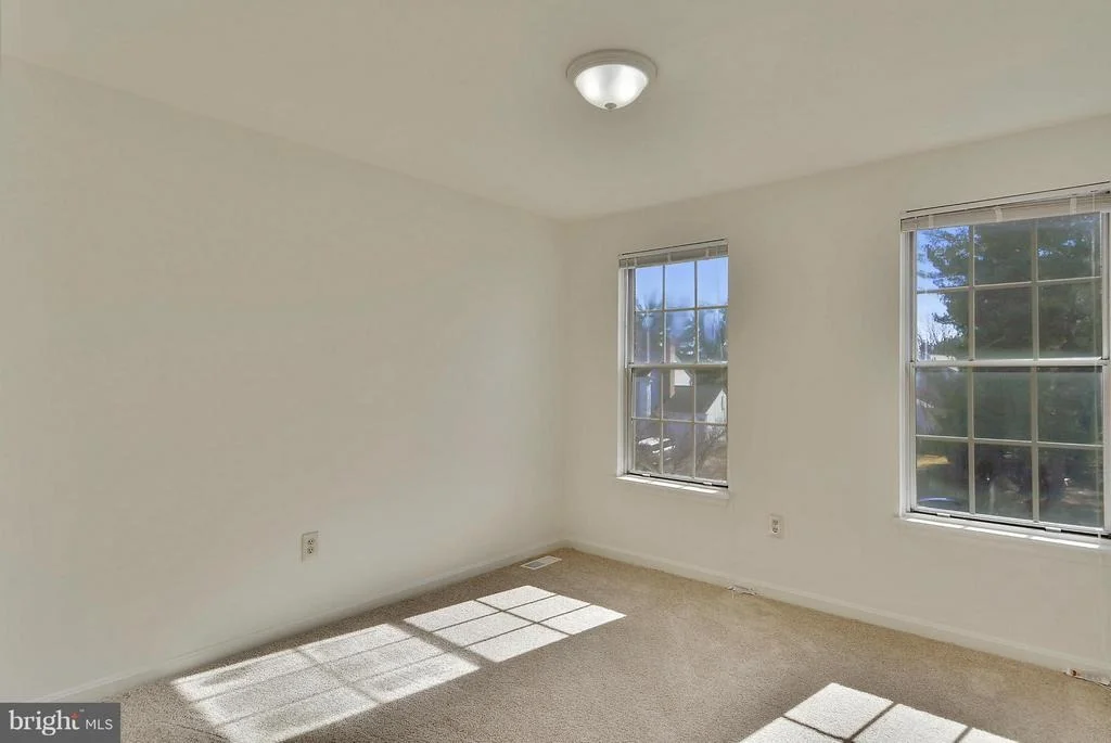 Photo of 813 POINTER RIDGE DRIVE