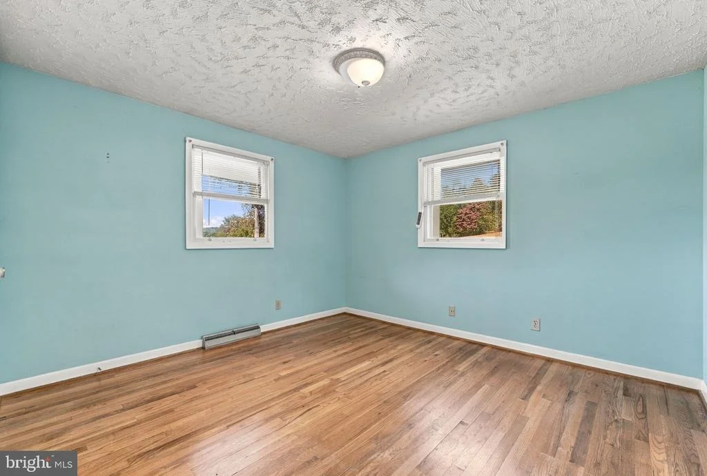 Photo of 9707 CREST HILL ROAD