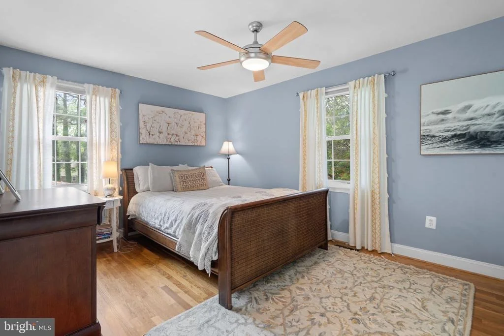 Photo of 4117 QUEEN MARY DRIVE