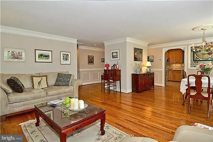 Photo of 14009 BETHPAGE LANE