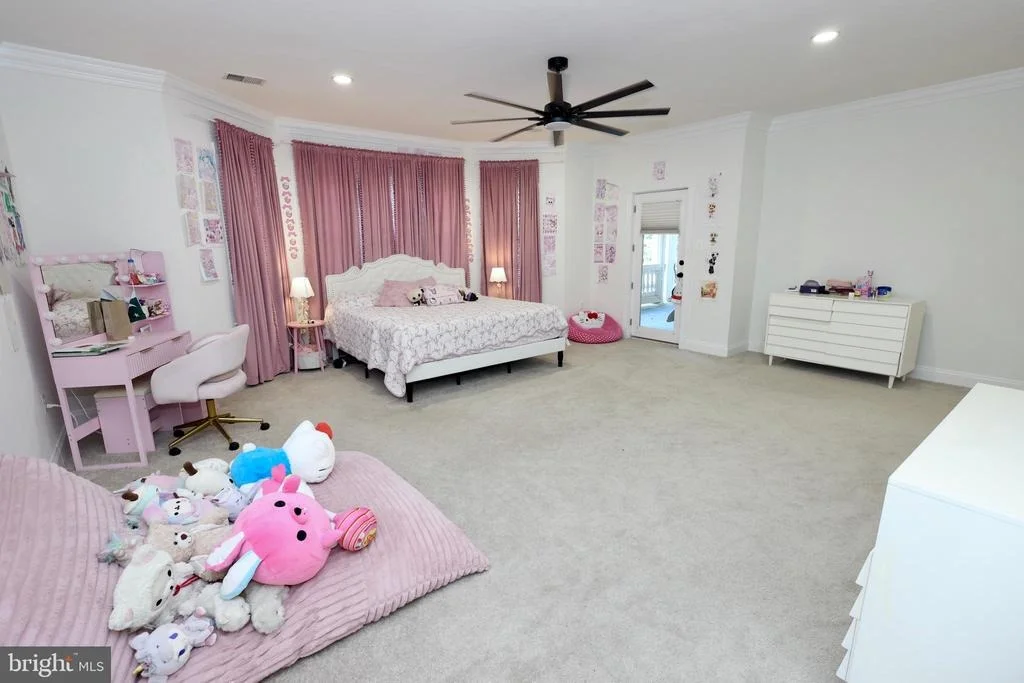 Photo of 6403 BURKE WOODS DRIVE