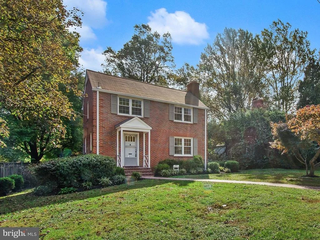 Photo of 9419 RUSSELL ROAD