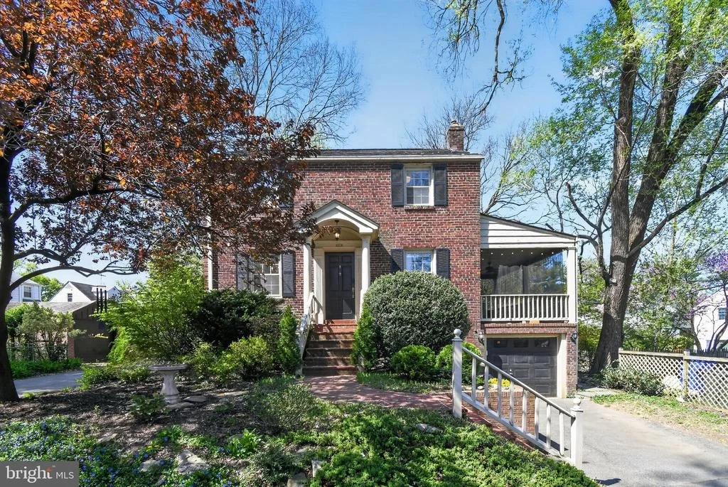 Photo of 8306 QUEEN ANNES DRIVE