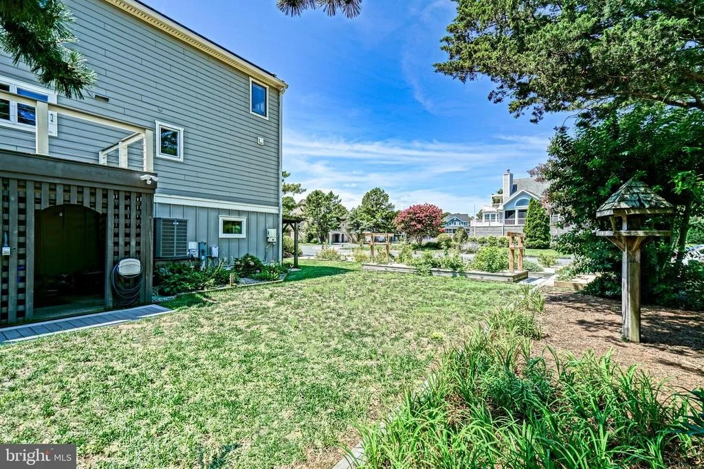 Photo of 38787 APPLE COURT