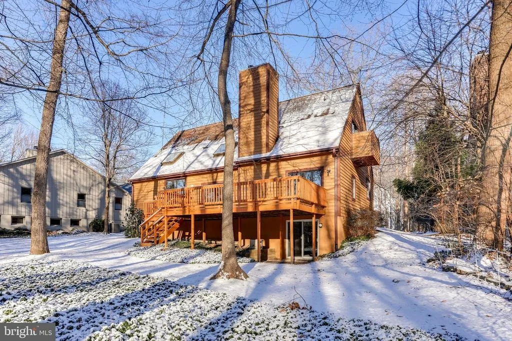 Photo of 6148 LLANFAIR DRIVE