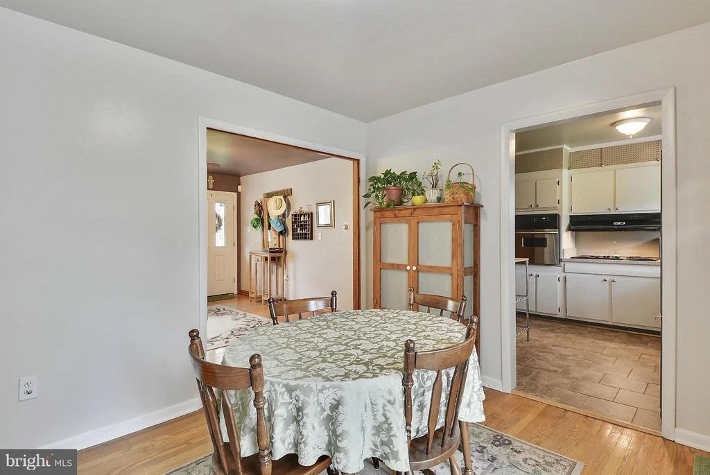 Photo of 7810 SPOUT SPRING ROAD