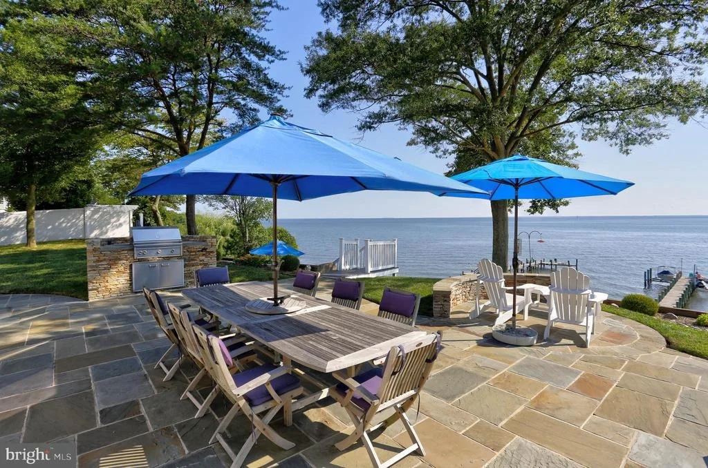 Photo of 8171 BAYSIDE DRIVE