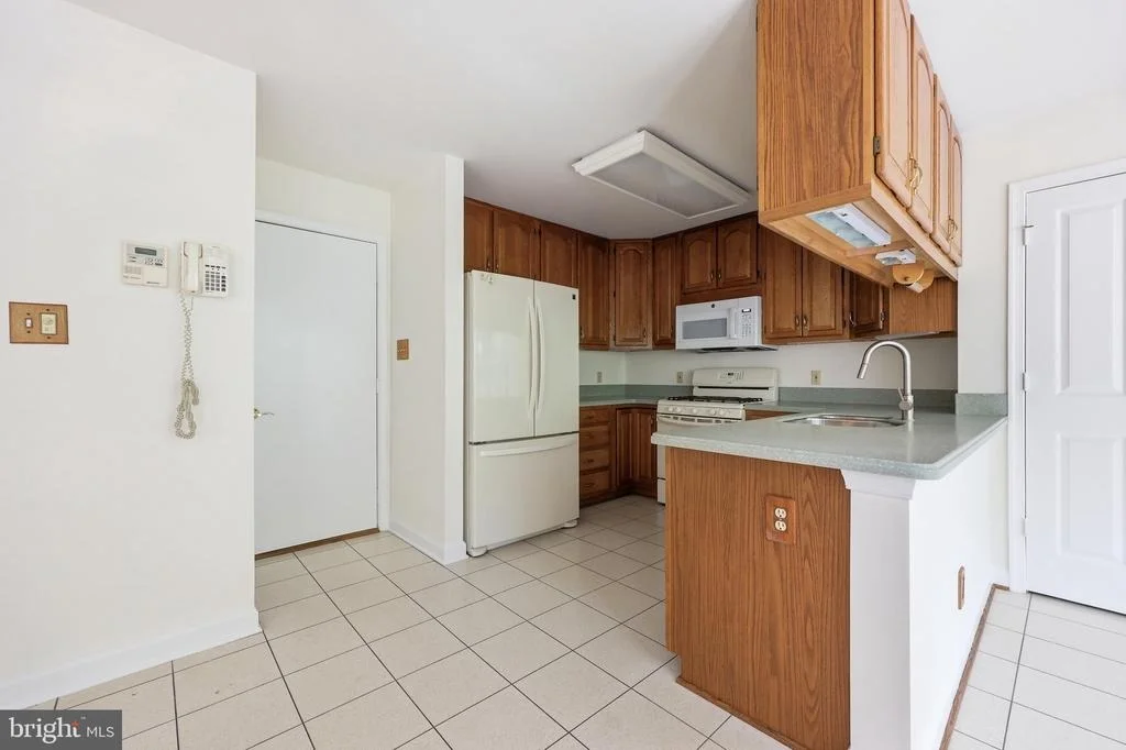Photo of 2417 BEAR DEN ROAD