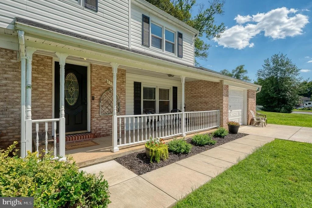 Photo of 625 FOXCROFT DRIVE