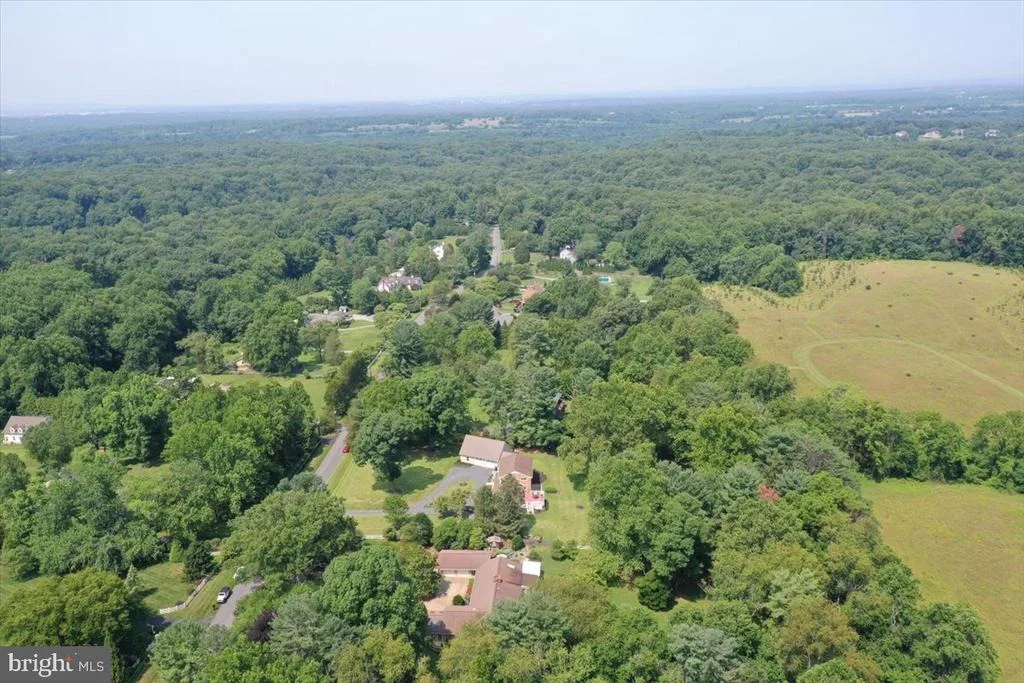 Photo of 14811 SPRINGFIELD ROAD