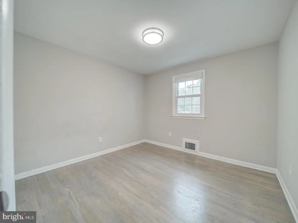 Photo of 4837 RANDOLPH DRIVE