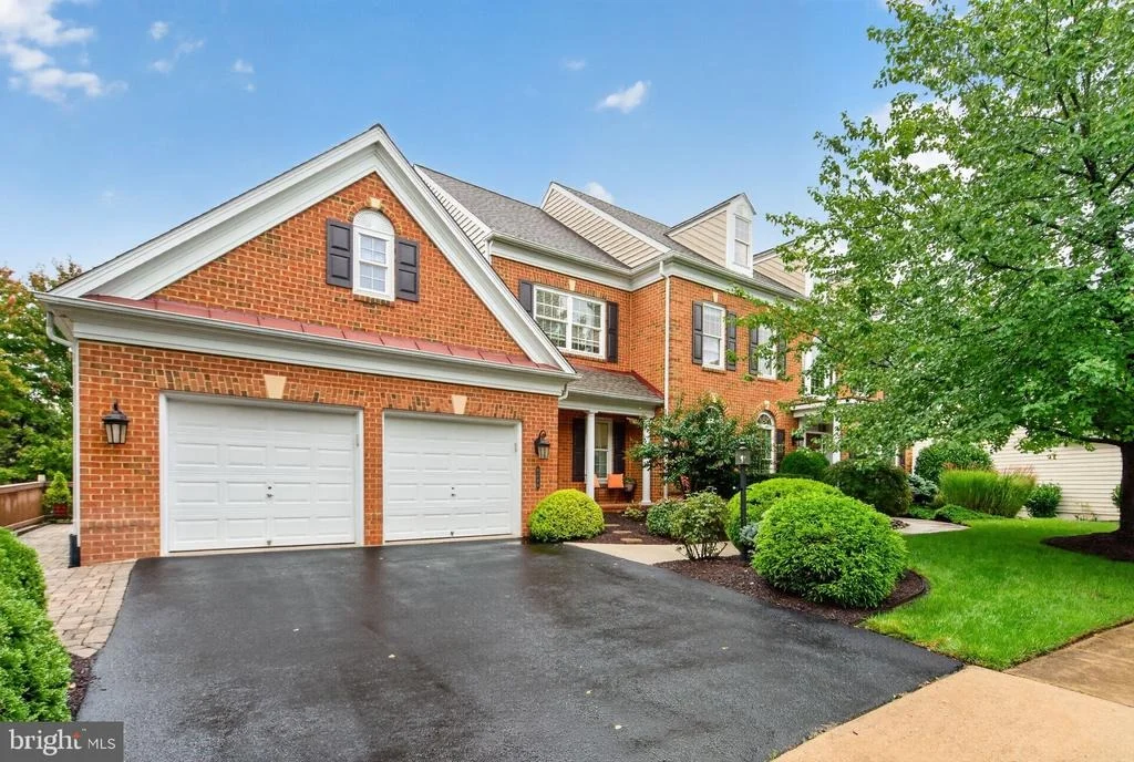Photo of 8248 NATIVE VIOLET DRIVE