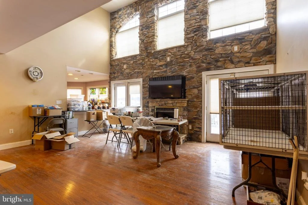 Photo of 415 SHORE DRIVE