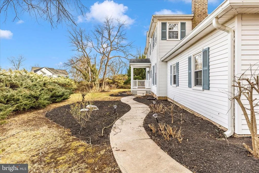 Photo of 5815 MEADOW DRIVE
