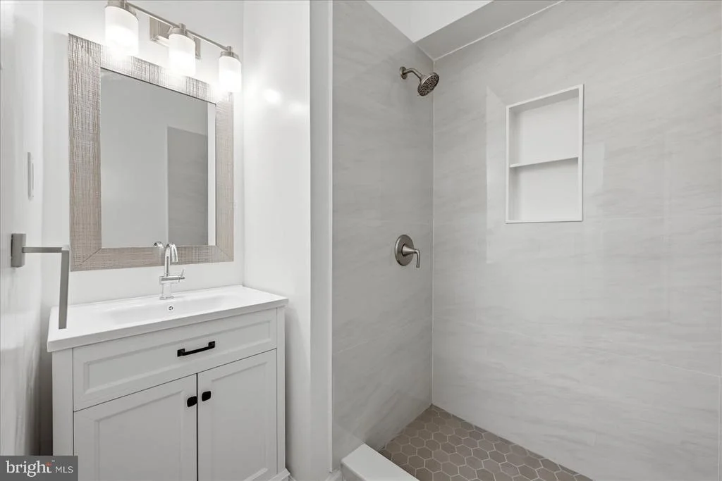 Photo of 4101 ROBERTS ROAD